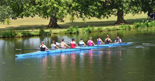 Neots Cambridgeshire Angleterre Juillet 2018 Huit Aviron Pratiquent Sur Rivière — Photo