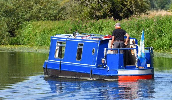 Blue Painted Narrow Boat River Ouse — Stock Photo, Image