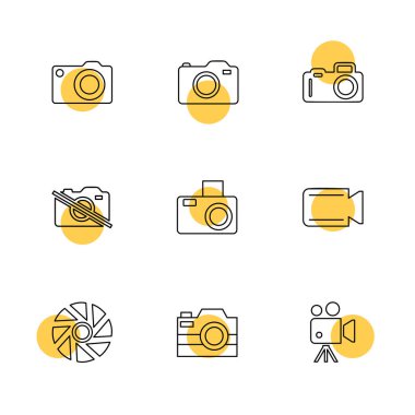 Beyaz arka plan üzerinde renkli daireler ile minimalist düz vektör app simgeleri