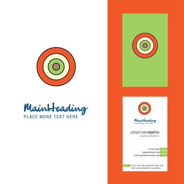 Oyun Logo yaratıcı ve kartvizit dart. dikey tasarlamak vektör