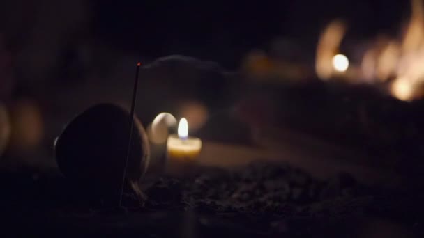 Puja eller yajna ceremoni i Indien och hindu traditionella heliga ritual — Stockvideo