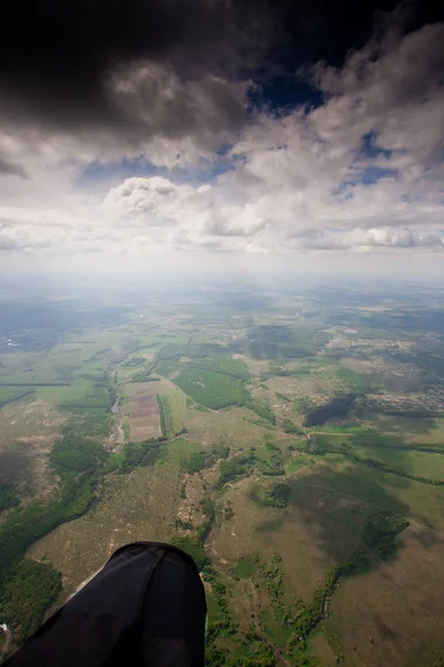 Estou Voar Sob Nuvens Sob Nuvem Uma Fotografia Aérea Uma — Fotografia de Stock