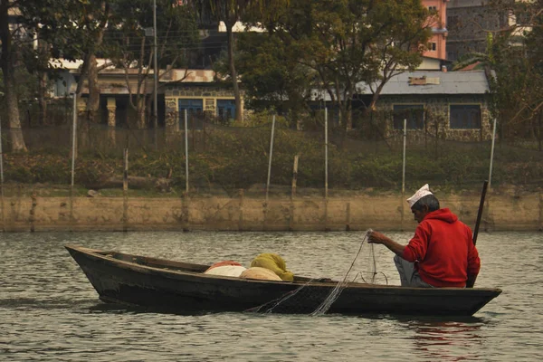 Nepali Fisherman Boat Puts Network Lake Feva — Stock Photo, Image