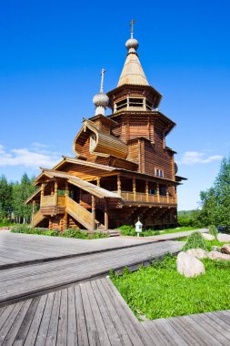 Sergiev Posad, Moscow region / Rusya: Ortodoks su kaynağı Gremyachy ve ahşap kilise.