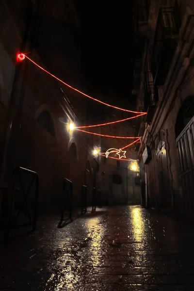 古城以色列耶路撒冷黑暗的夜晚狭窄的街道 — 图库照片