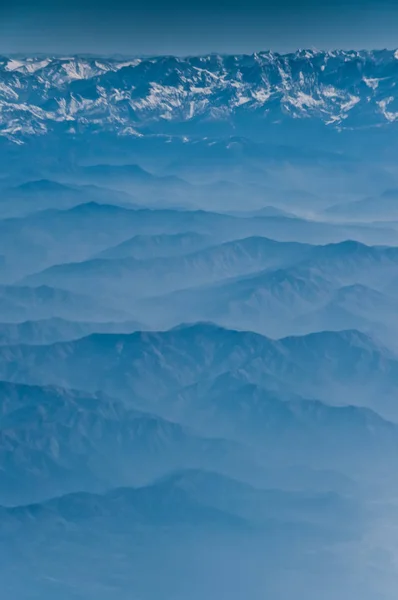 Vista da altura das montanhas do Himalaia — Fotografia de Stock