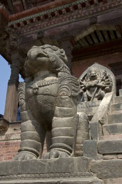Garudabhaktapur, Nepal kuş figürü: Nyatapole Tapınağı. Beş kat sayısı çatılı Tapınağı. Pagoda stil tapınak bulunan