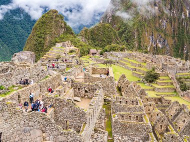 Aguascalientes, Peru - 5 Ocak 2017. Machu Picchu kalesindeki evlerin görünümü