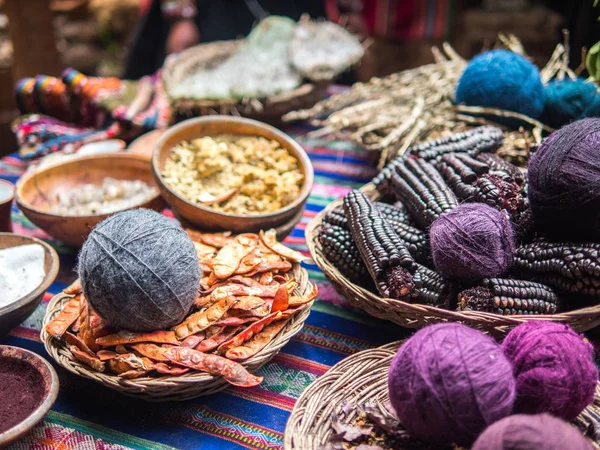 Widoki Wyroby Rzemieślnicze Stworzone Naturalnych Produktów Wioski Chinchero Peru Zdjęcia Stockowe bez tantiem