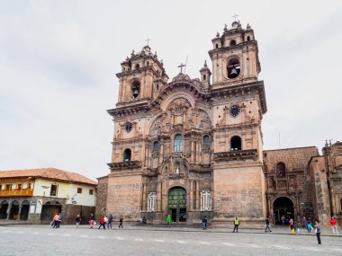 Cusco, Peru - 2 Ocak 2017. Compania yan görünüm de İsa Kilisesi Plaza de Armas Cusco