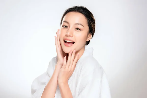 Vacker Ung Asiatisk Kvinna Med Ren Fräsch Hud Look Tjejens — Stockfoto