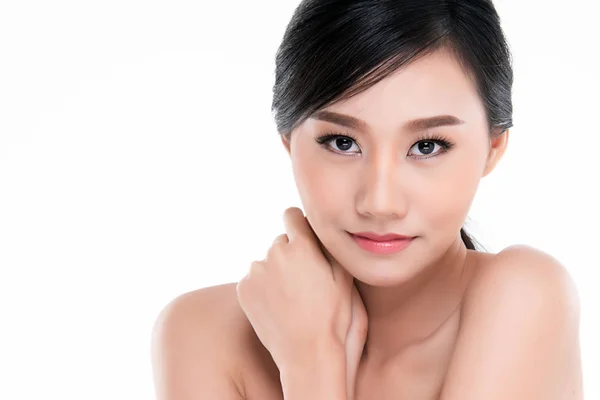 Beautiful Young asian Woman with Clean Fresh Skin — Stock Photo, Image