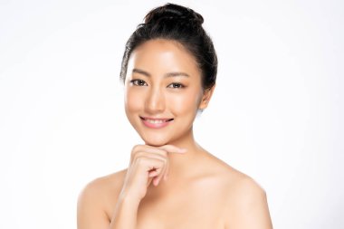 Temiz ciltli güzel Asyalı bir kadın.,