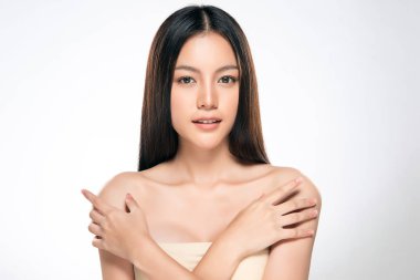 Temiz ciltli güzel Asyalı bir kadın.,