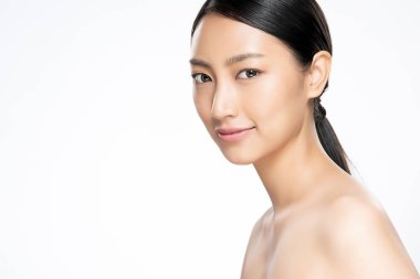 Temiz ciltli güzel Asyalı bir kadın.,