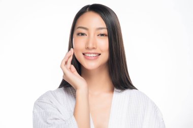 Temiz ciltli güzel Asyalı bir kadın.,