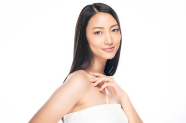 Temiz ciltli güzel Asyalı bir kadın.,