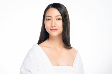 Temiz ciltli güzel Asyalı bir kadın.,