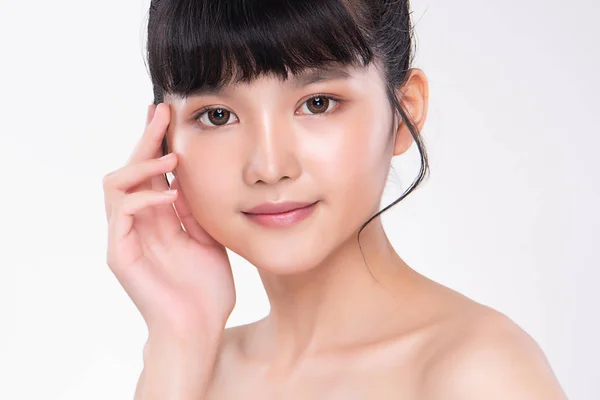 स्वच्छ ताजे त्वचा सुंदर युवा एशियन महिला , — स्टॉक फोटो, इमेज