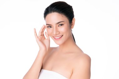 Temiz ciltli güzel Asyalı bir kadın.,