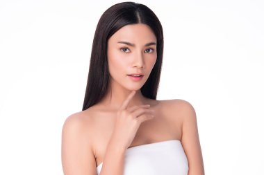 Temiz ciltli güzel Asyalı bir kadın.,