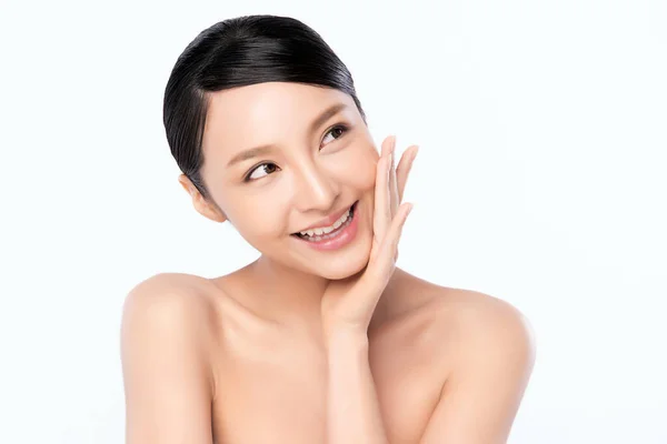 Schöne Junge Asiatin Berührt Ihr Sauberes Gesicht Mit Frischer Gesunder — Stockfoto