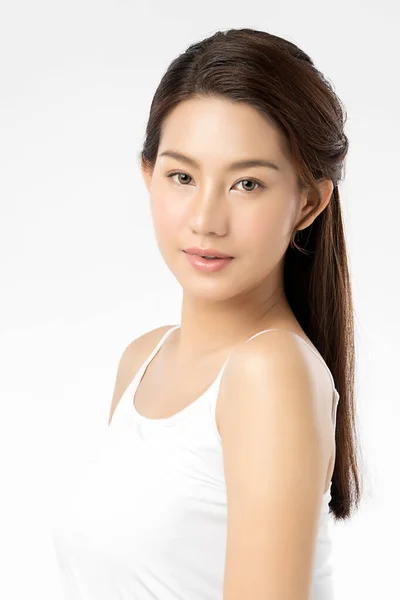 Beautiful Young Asian Woman Clean Fresh Skin White Background Face — 스톡 사진