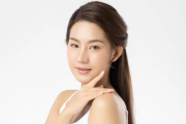 Beautiful Young Asian Woman Clean Fresh Skin White Background Face — 스톡 사진