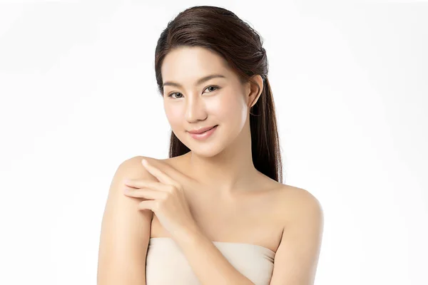 Beautiful Young Asian Woman Clean Fresh Skin White Background Face — 스톡 사진