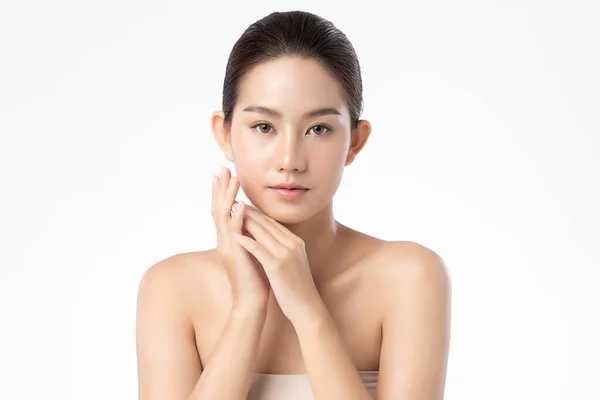 Beautiful Young Asian Woman Clean Fresh Skin White Background Face — 스톡 사진