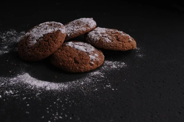 Ciasteczka Owsiane Stół Czarny Cukru Pudru — Zdjęcie stockowe
