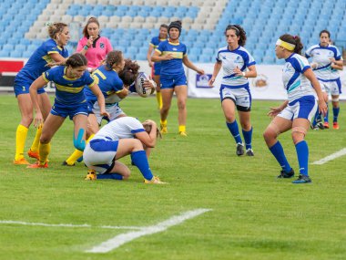 Dnipro, Ukrayna - 23 Haziran 2018: Rugby Europe kadınlar yedili Kupası 2018. Ukrayna ve İsrail takımları