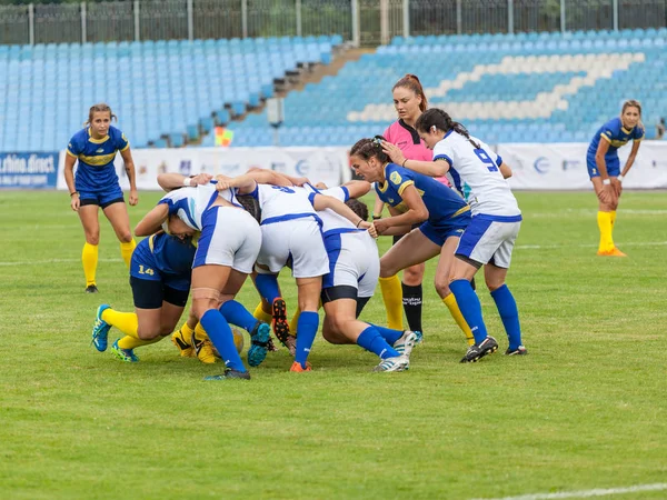 Dnipro, Ukrayna - 23 Haziran 2018: Rugby Europe kadınlar yedili Kupası 2018. Ukrayna ve İsrail takımları