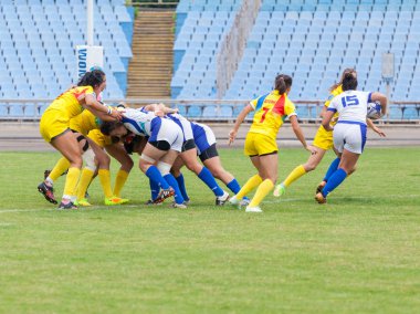 Dnipro, Ukrayna - 23 Haziran 2018: Rugby Europe kadınlar yedili Kupası 2018. Romanya ve İsrail takımları