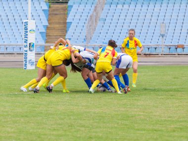Dnipro, Ukrayna - 23 Haziran 2018: Rugby Europe kadınlar yedili Kupası 2018. Romanya ve İsrail takımları