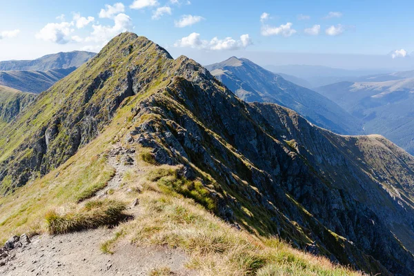 Hikking to Moldoveanu Peak