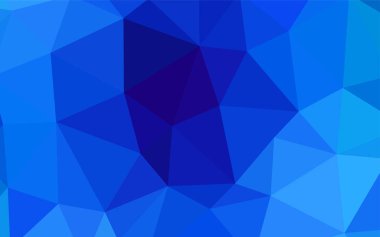 Hafif mavi vektör soyut mozaik arka plan. Geometrik şekil gradyan ile Origami tarzında. Tasarımınız için üçgen desen.