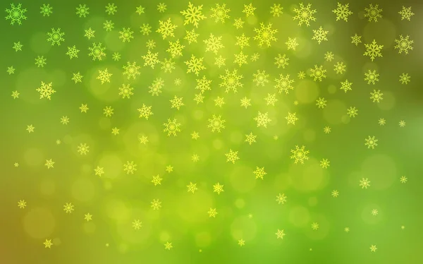 ライト グリーン 黄色ベクトル テクスチャ色雪の結晶 氷の結晶でキラキラ抽象的なイラスト 新年の広告 ポスター バナーのデザイン — ストックベクタ