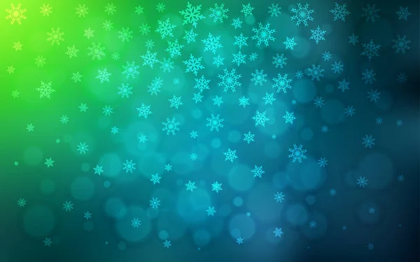 浅蓝色 绿色矢量纹理与彩色雪花 闪光抽象例证与冰的结晶 横幅的新年设计 — 图库矢量图片