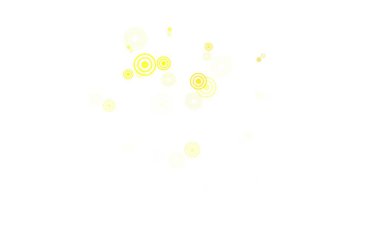 Açık yeşil, benekli sarı vektör arka plan. Doğa tarzında bulanık halkaları olan güzel renkli çizimler. Fütürist reklamlar ve kitapçıklar için şablon.