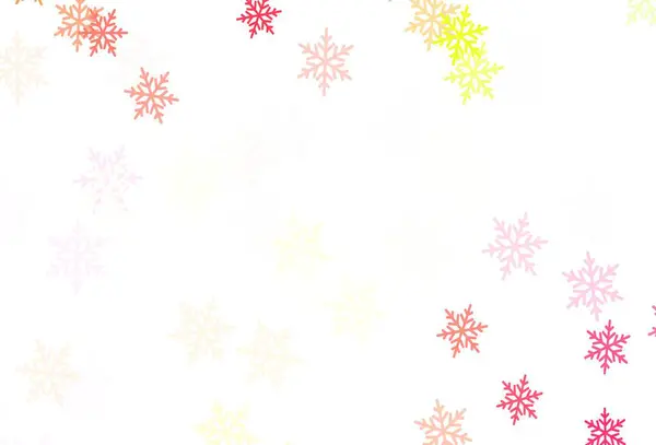 ライトピンク 黄色のベクトルの背景とXmasの雪片 グラデーション状の結晶氷の形をした抽象的なイラストをキラキラ ビジネス広告の新年デザイン — ストックベクタ