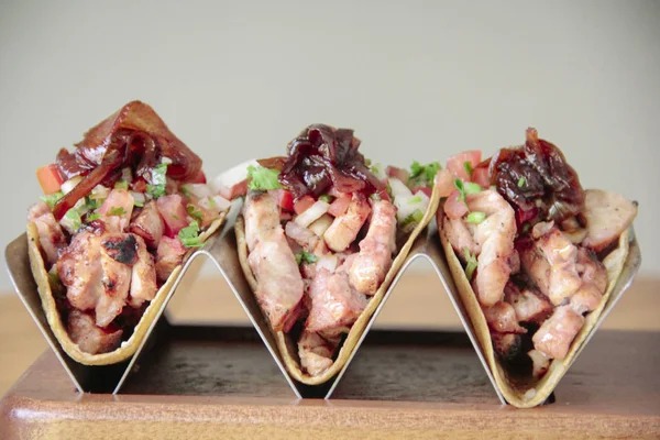 Grillat Nötkött Gourmet Tacos — Stockfoto