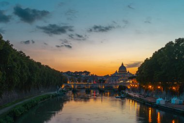 Roma İtalya, Vatikan, gün batımı şehir manzarası