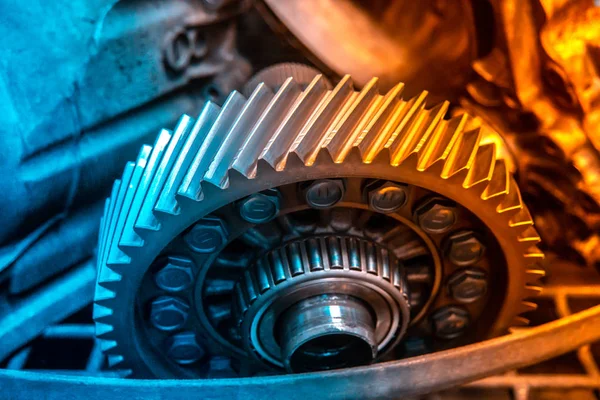 Автомобільна коробка передач Ремонт автомобільного ремонту майстерня гаражного механіка — стокове фото