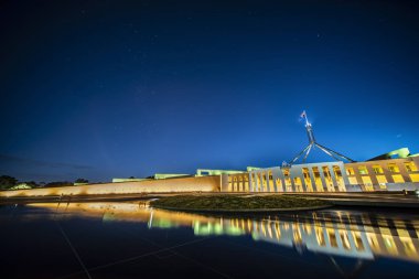 Canberra yeni Parlamento Binası cephe