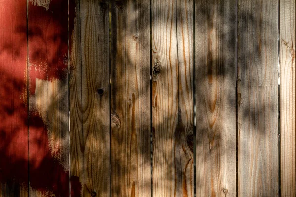 Wyblakły Brązowy Drewna Tła Powierzchni Czerwoną Farbą Drewniane Ściany Tekstura — Zdjęcie stockowe