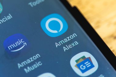 Reno, Nv - 16 Ocak 2019: Amazon Alexa Android Uygulaması Galaxy Screen'de. Amazon Alexa Bir Sanal Yardımcısı Ai olduğunu.