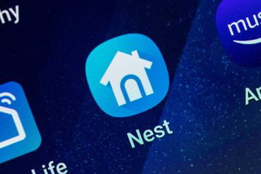 Reno, Nv - 16 Ocak 2019: Nest Home Android Uygulaması Galaxy Screen'de. Nest bir ev akıllı hizmettir.