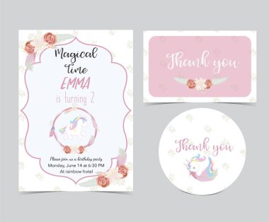 Pembe tek boynuzlu at, çelenk ve çiçek ile çizilmiş şirin kart ver. Teşekkür ederiz