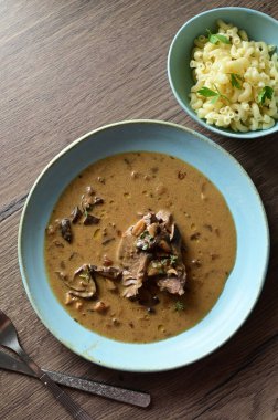 sığır eti güveç sebze ile